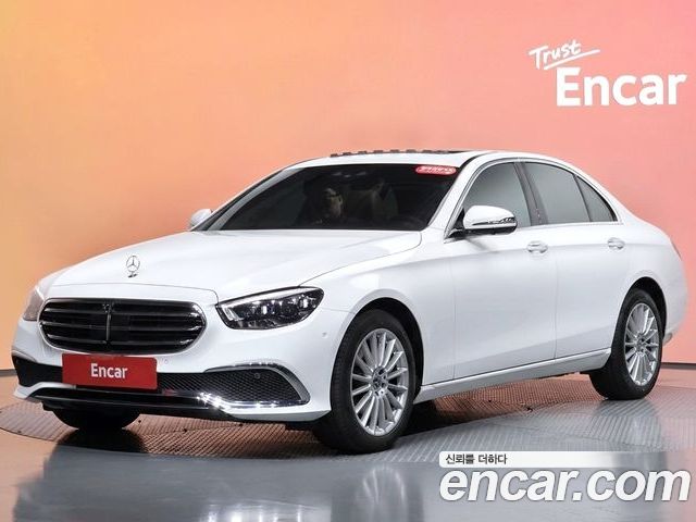 Mercedes-Benz E-Class 2023