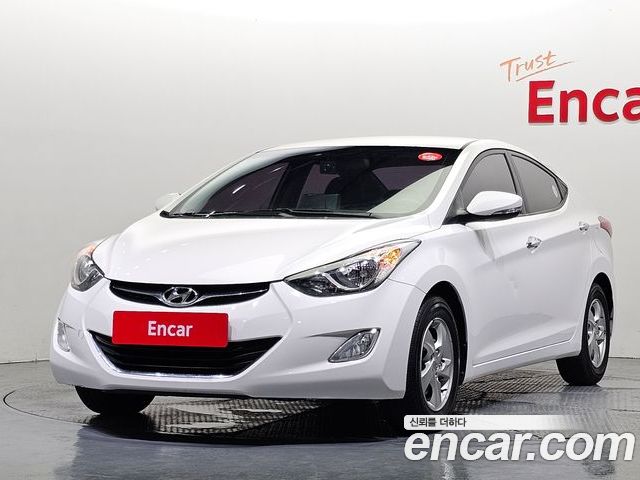 Hyundai AVANTE 2012