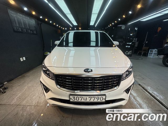 Kia Canival 2020