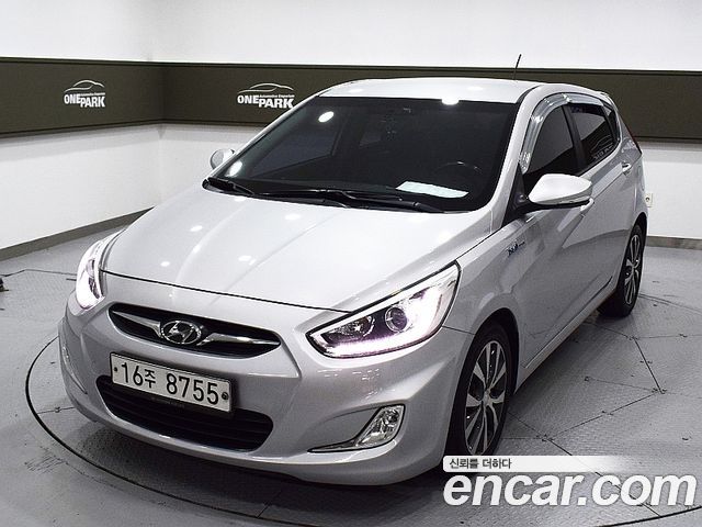 Hyundai Accent 2014