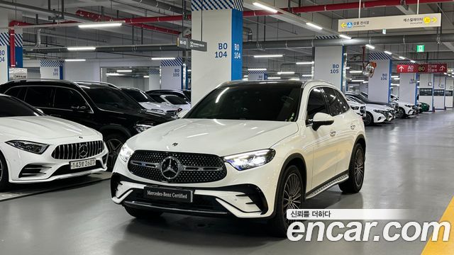 Mercedes-Benz GLC-Class 2025