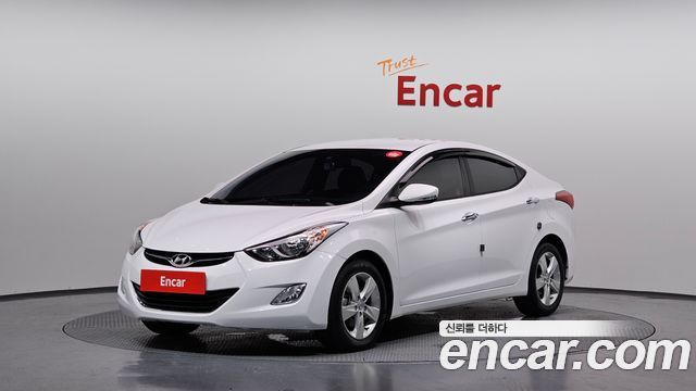 Hyundai AVANTE 2013