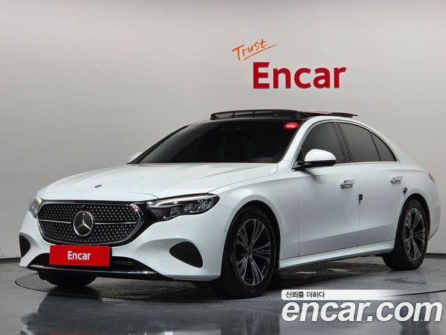 Mercedes-Benz E-Class 2024