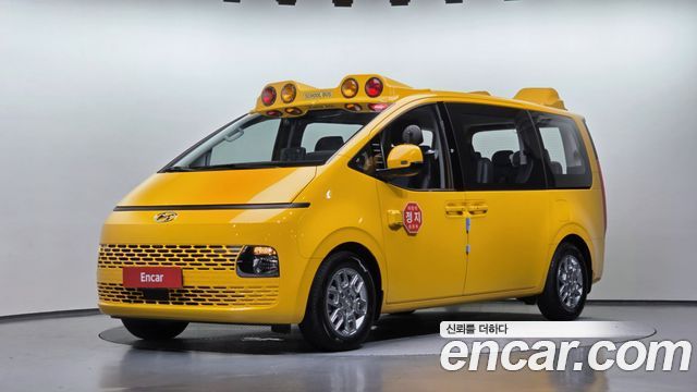 Hyundai Staria 2021