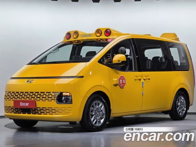 Hyundai Staria 2021