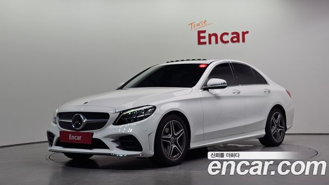 Mercedes-Benz C-Class 2021