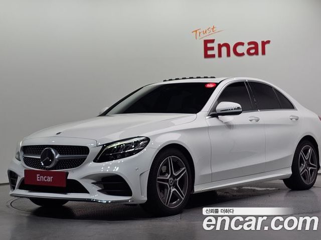 Mercedes-Benz C-Class 2021