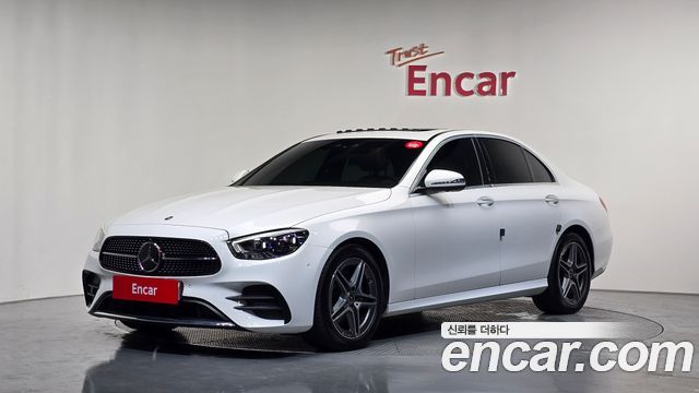 Mercedes-Benz E-Class 2022