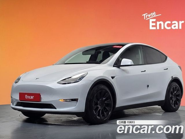 Tesla Model Y 2022