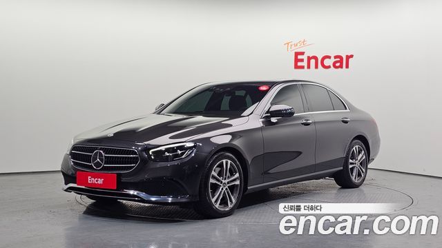 Mercedes-Benz E-Class 2023