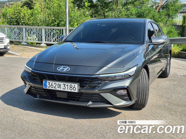 Hyundai AVANTE 2025