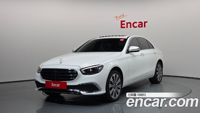 Mercedes-Benz E-Class 2023