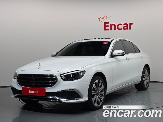 Mercedes-Benz E-Class 2023