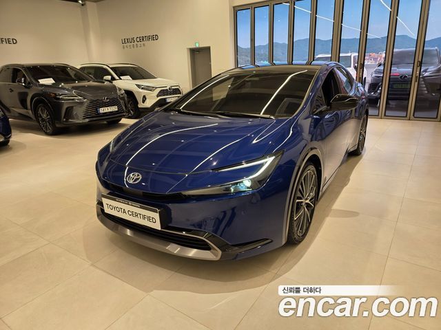 Toyota Prius 2025