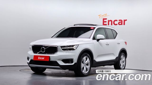 Volvo XC40 2021