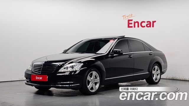 Mercedes-Benz S-Class 2011