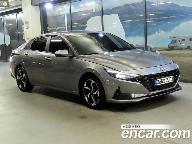 Hyundai AVANTE 2022