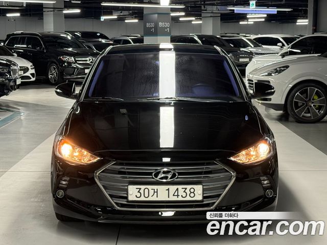 Hyundai AVANTE 2016