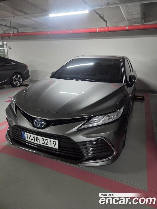 Toyota Camry 2023