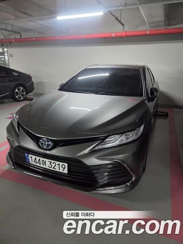 Toyota Camry 2023