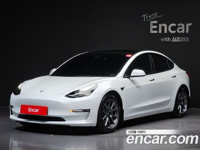 Tesla Model 3 2022