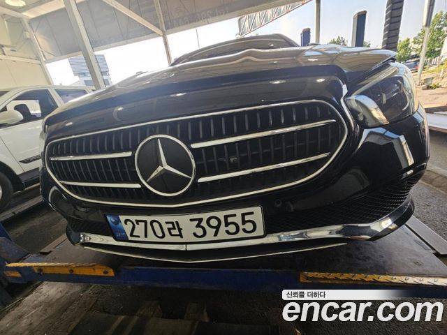 Mercedes-Benz E-Class 2021