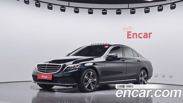 Mercedes-Benz C-Class 2019