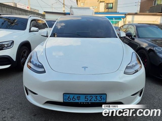 Tesla Model Y 2022