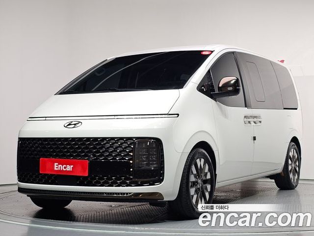 Hyundai Staria 2022