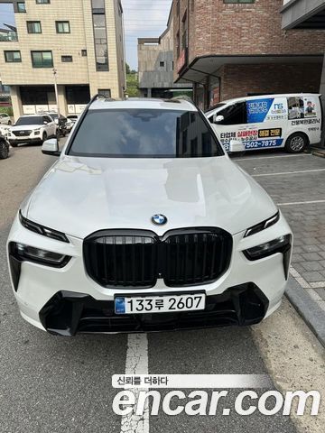 BMW X7 2025