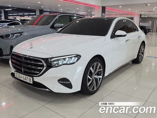 Mercedes-Benz E-Class 2024