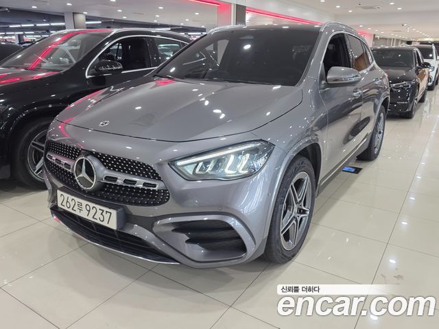 Mercedes-Benz GLA-Class 2025