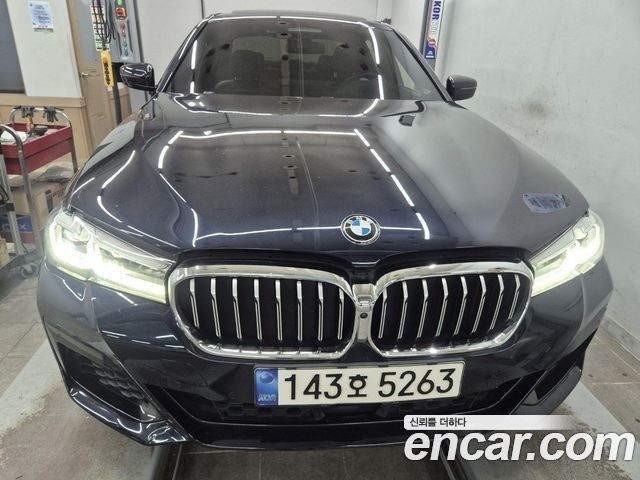 BMW 5-Series 2021