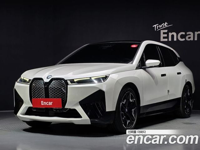 BMW iX 2023