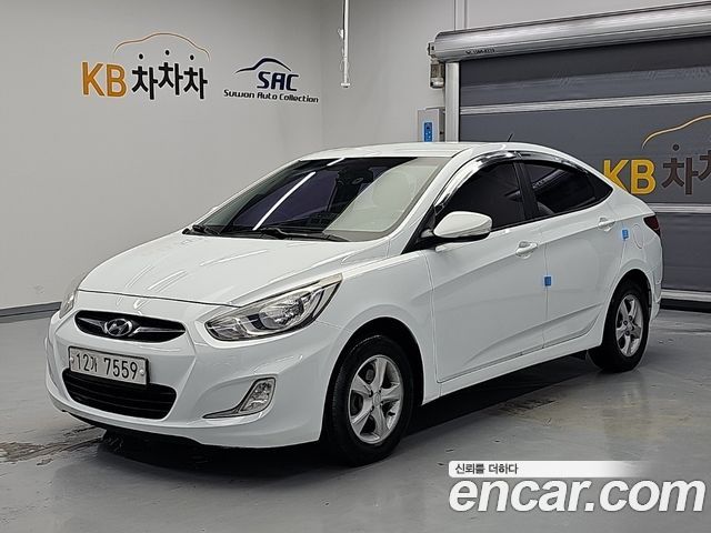Hyundai Accent 2013