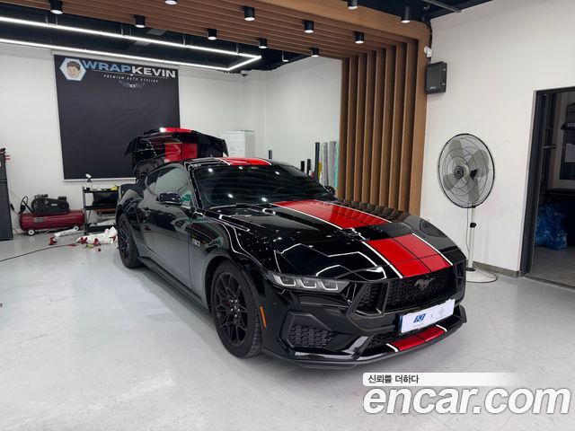 Ford Mustang 2024