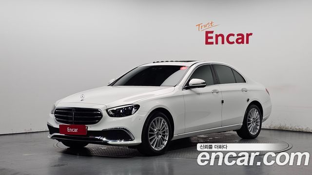 Mercedes-Benz E-Class 2022