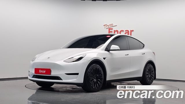Tesla Model Y 2023