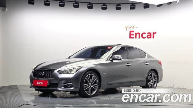 Infiniti Q50 2015