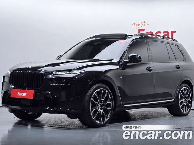 BMW X7 2025