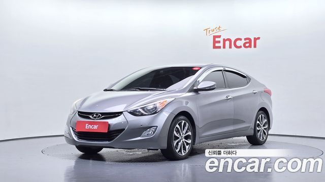Hyundai AVANTE 2012