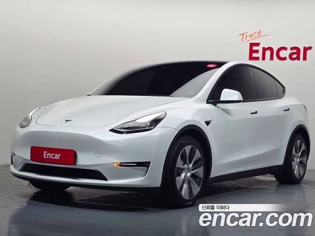 Tesla Model Y 2022