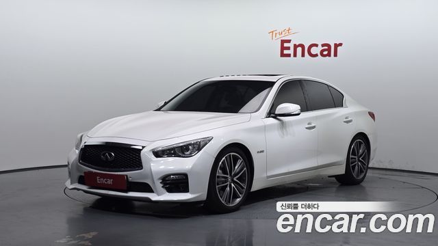 Infiniti Q50 2015