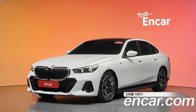 BMW i5 2025