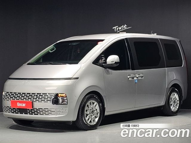 Hyundai Staria 2024