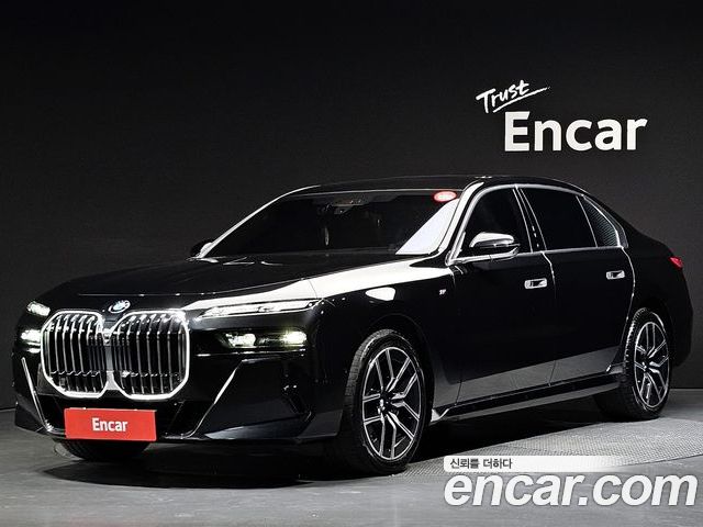 BMW 7-Series 2024