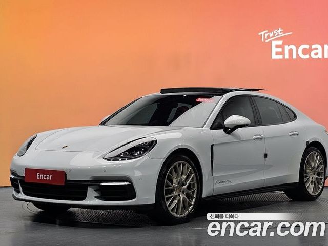 Porsche Panamera 2020