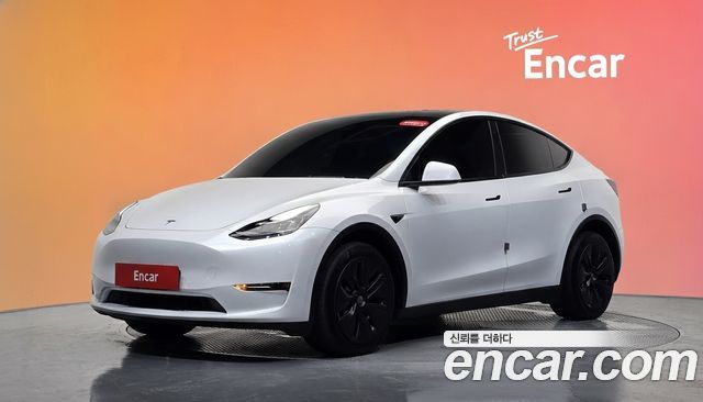 Tesla Model Y 2022