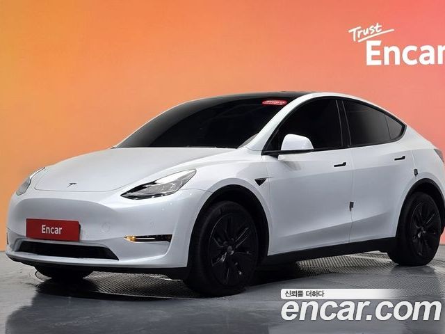 Tesla Model Y 2022