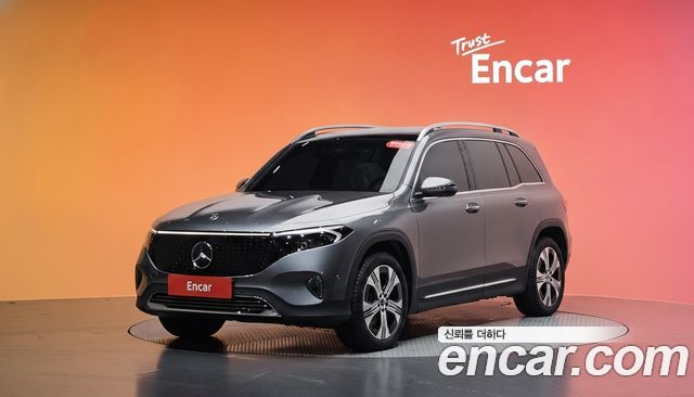 Mercedes-Benz EQB 2025